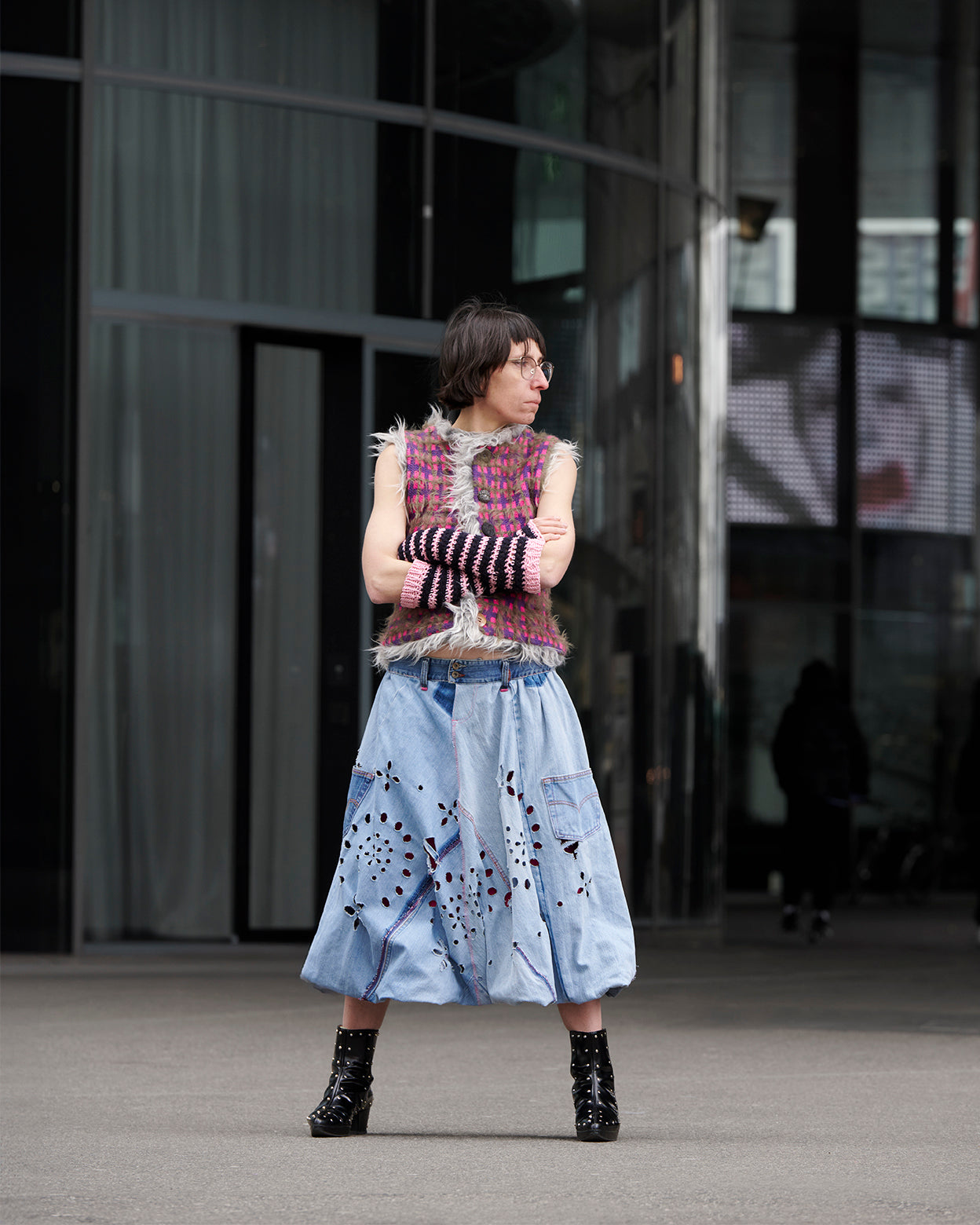 Low-waist balloon jeans skirt