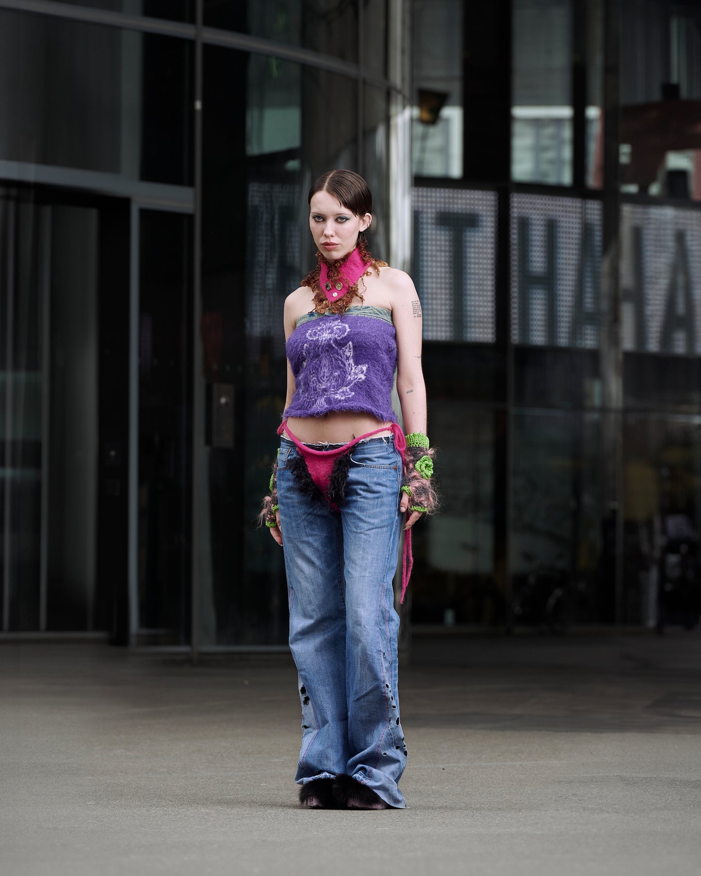 Low-waist up-cycled Jeans