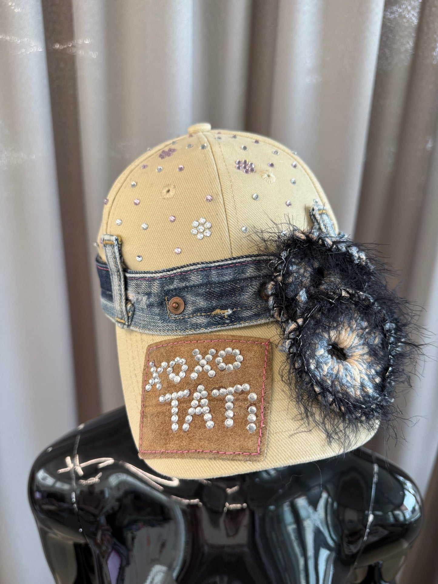 "XOXO TATi" cap