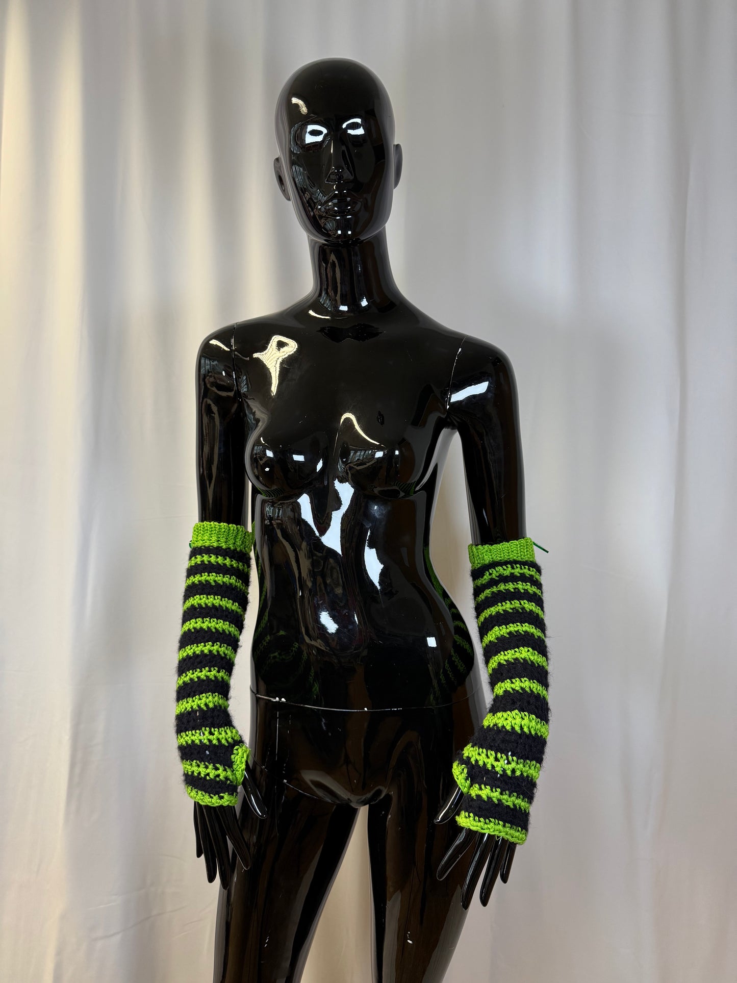 Mittens green/black