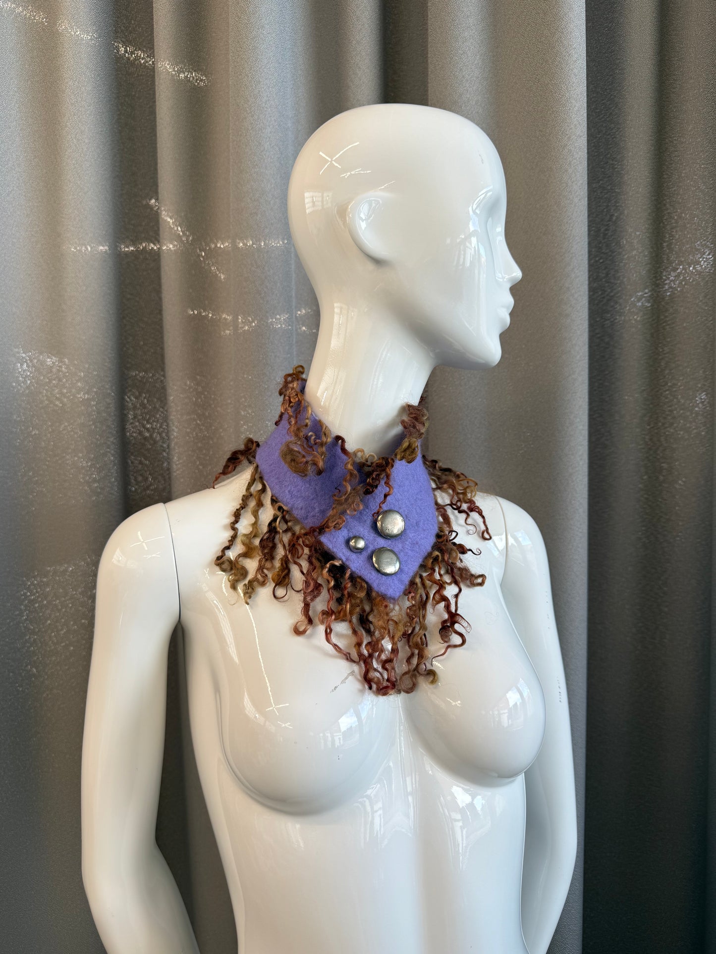 Milena felted collar purple