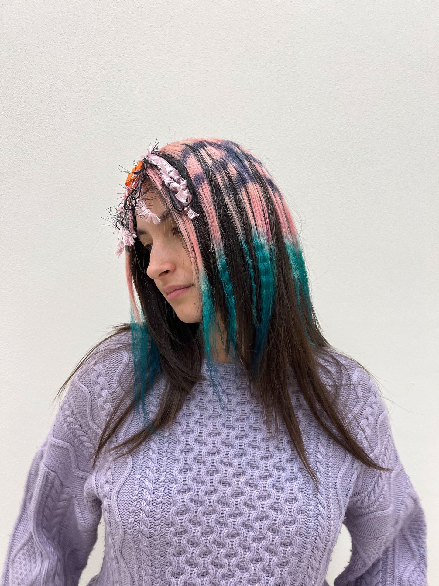 Wig bow