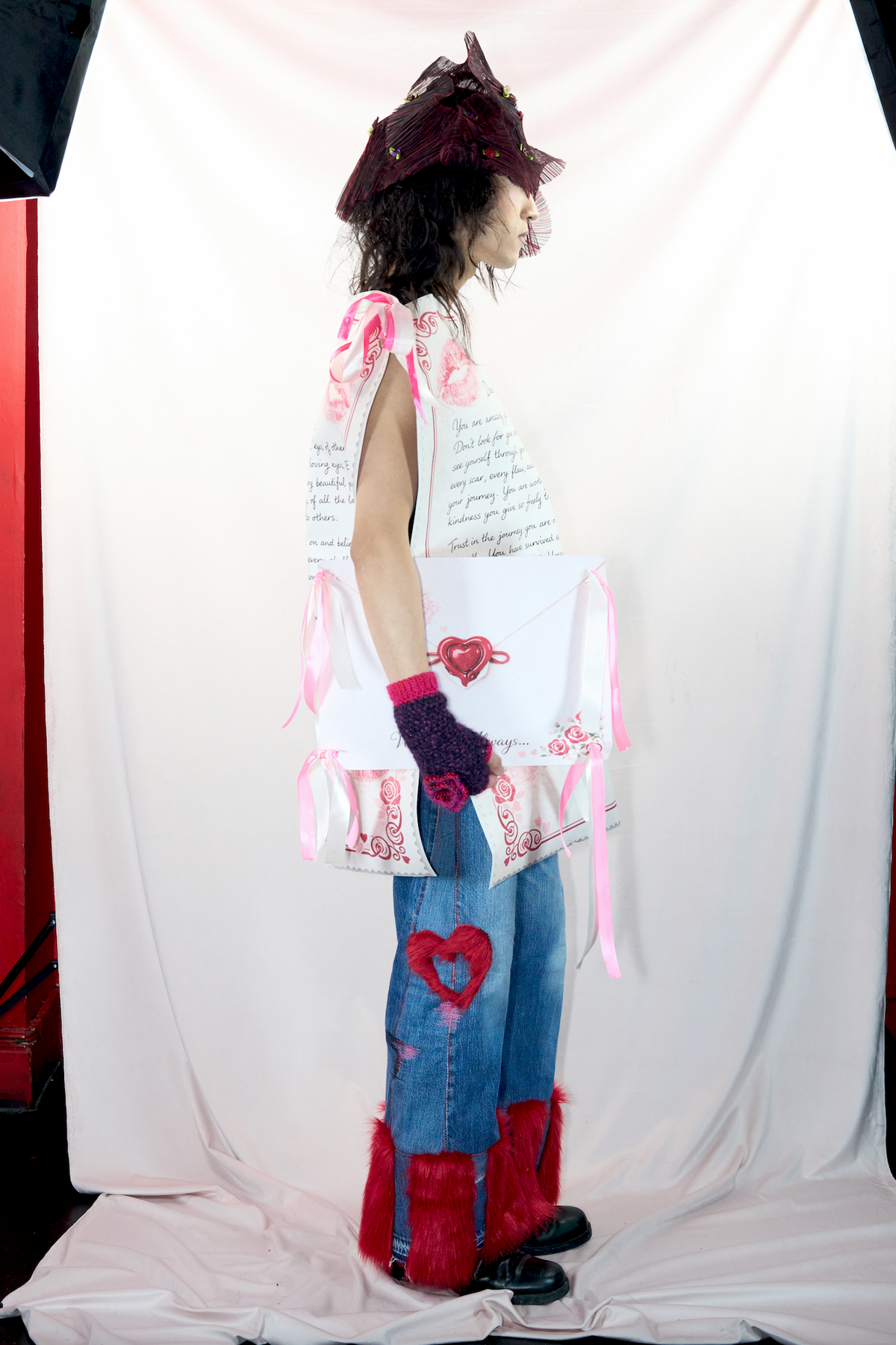 Red/rose mittens