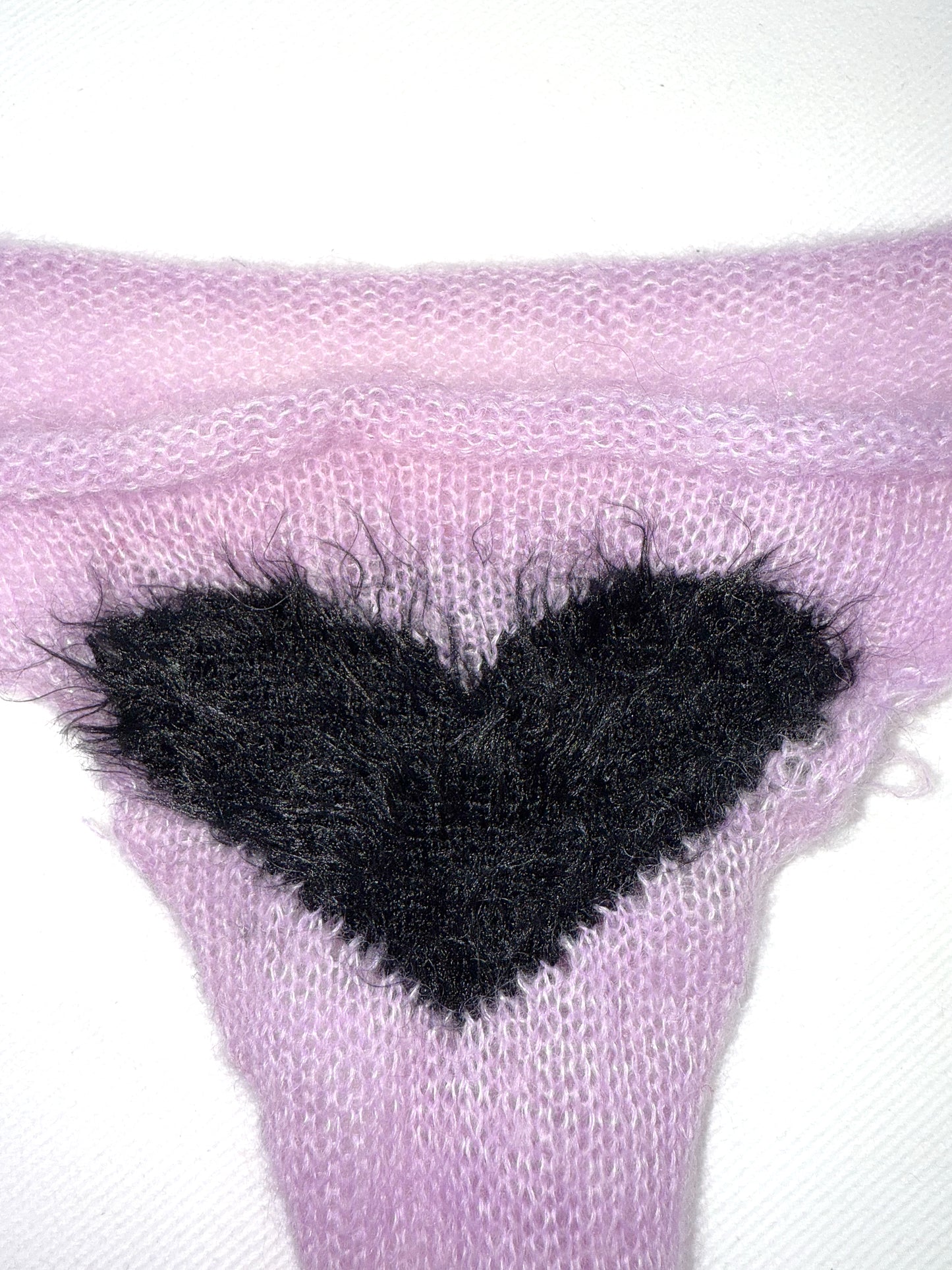 Hairy Heart Tanga Rose/Black